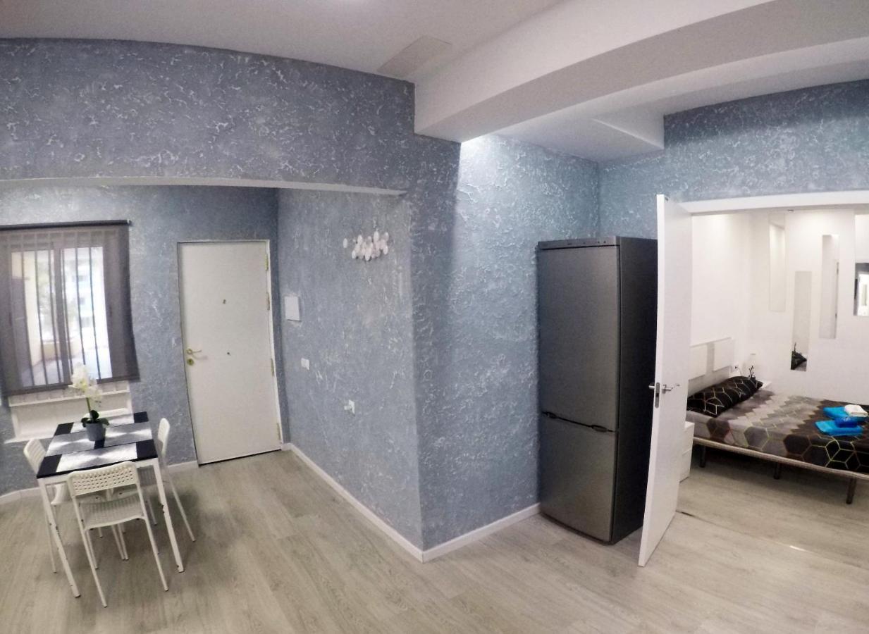 Fantastic 2 Bedrooms, Just 20 Meters From Ocean Playa de las Americas  Zewnętrze zdjęcie